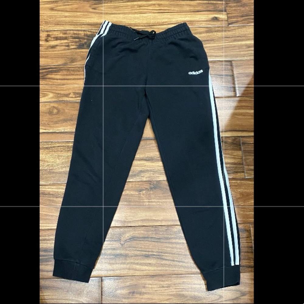 Adidas sweatpants